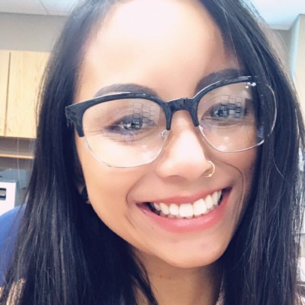 Meet your Posher, Aiza